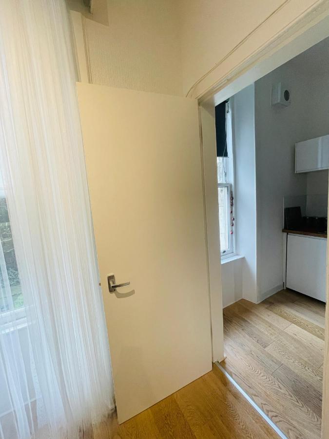 Ground Floor 1 Bedroom Flat In The City Centre Edimburgo Exterior foto